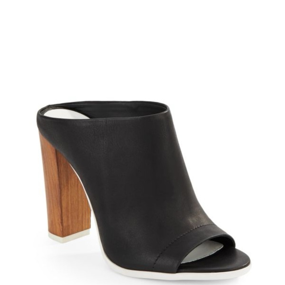 Vince Allison Leather Open-Toe Slides black size 8